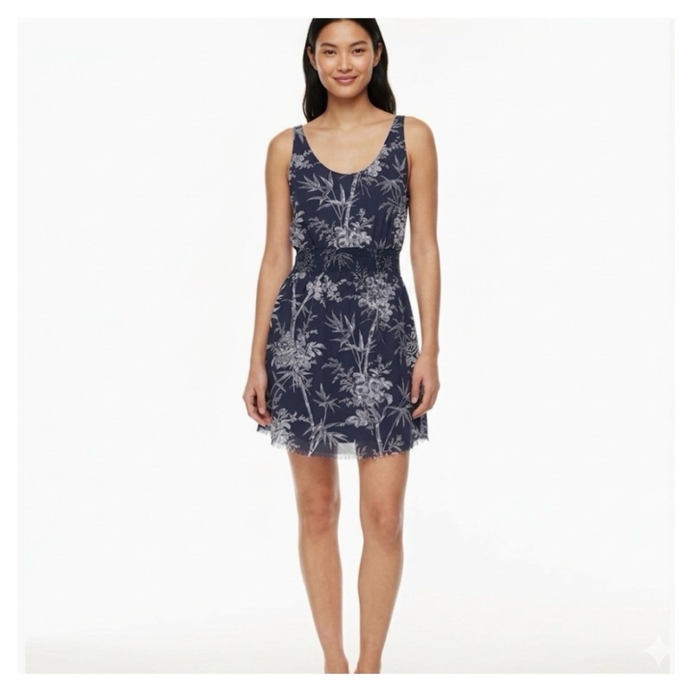 Aritzia Babaton Blythe 100% Silk Tropical Mini Dress